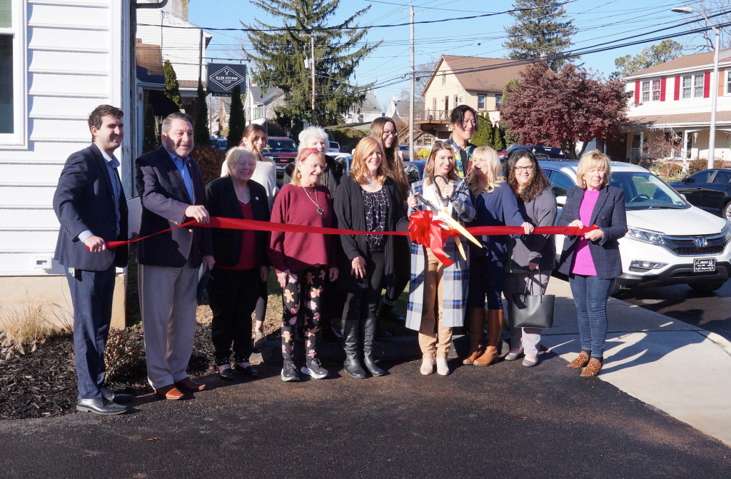 Ribbon cutting Spa at Hair Studio 1208